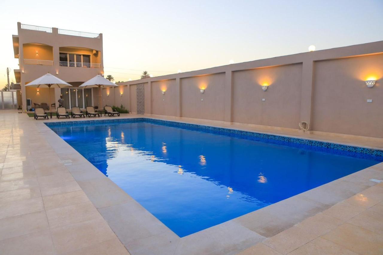 Royal Nile Villa - Pool View Apartment 1 룩소르 외부 사진